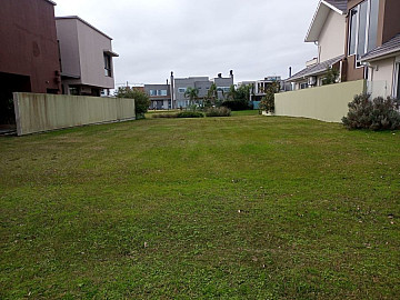 Terreno em Condom�nio � Venda